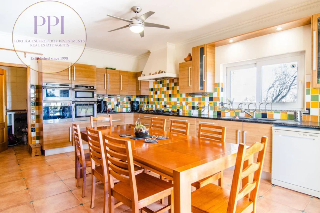 Moradia T4 para Venda em Bensafrim e Barão de São João Foto 14