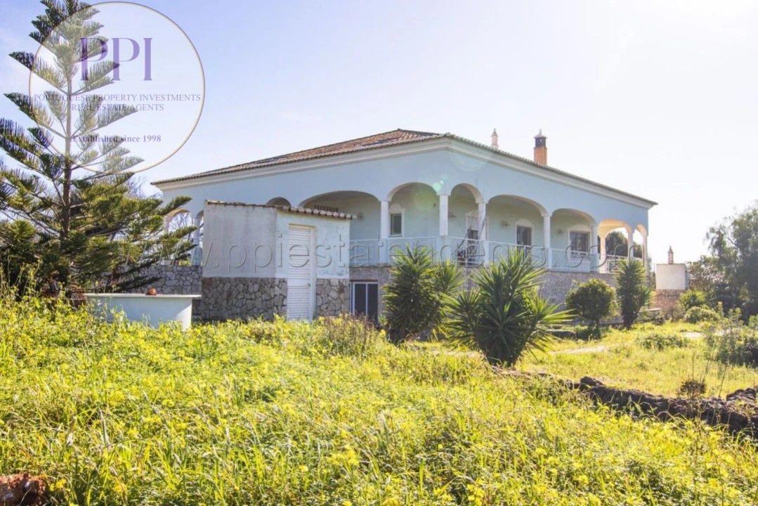 Moradia T4 para Venda em Bensafrim e Barão de São João Foto 54