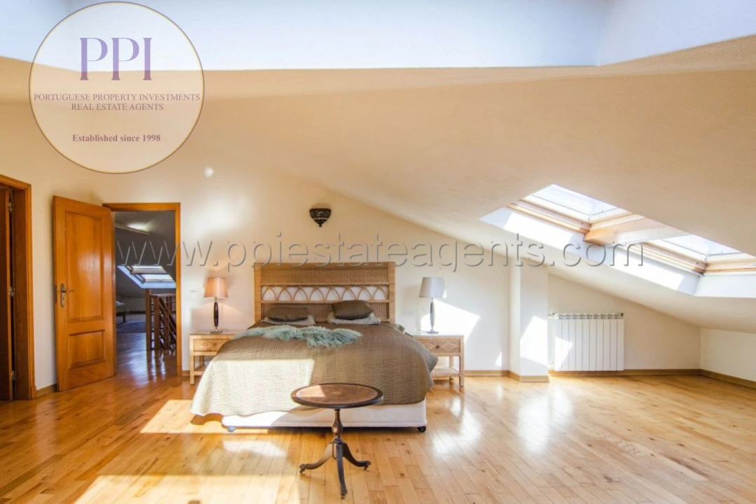 Moradia T4 para Venda em Bensafrim e Barão de São João Foto 34