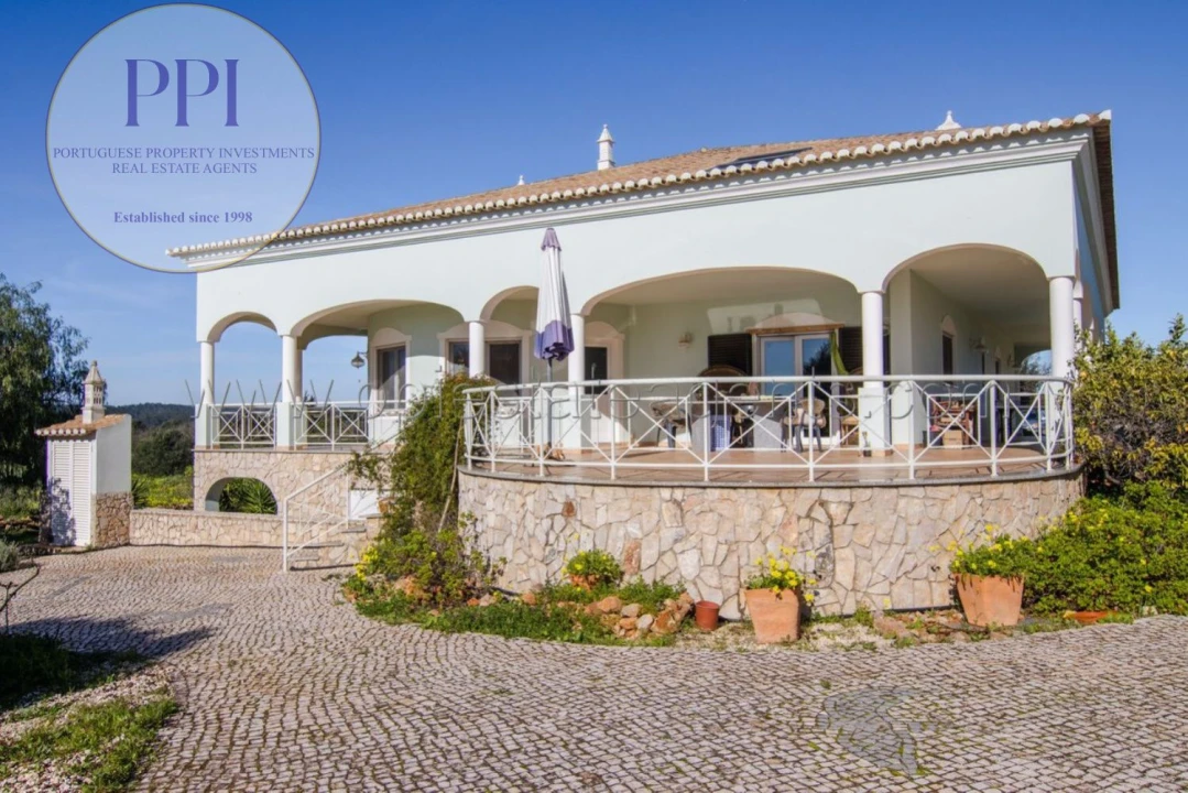 Moradia T4 para Venda em Bensafrim e Barão de São João Foto 52