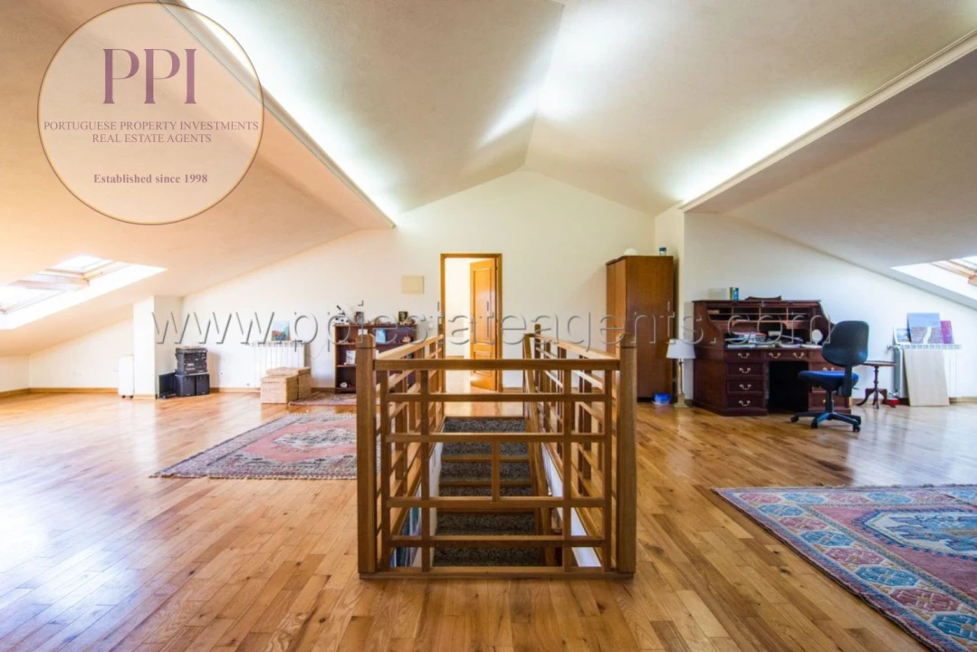 Moradia T4 para Venda em Bensafrim e Barão de São João Foto 22