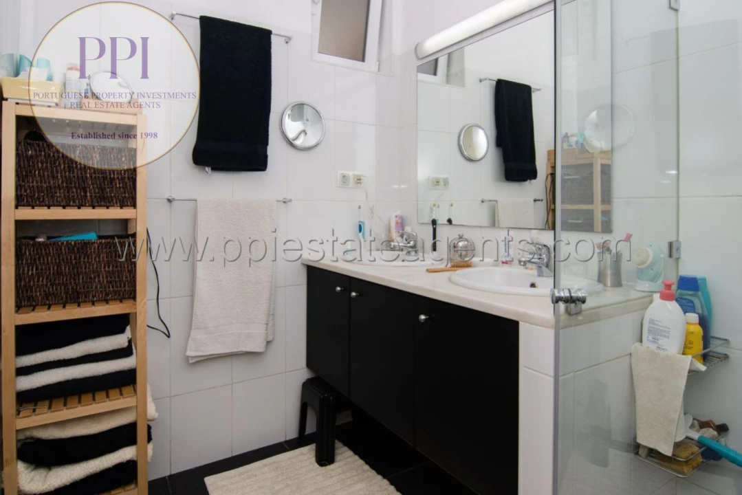 Moradia T3 para Venda em Budens Foto 38