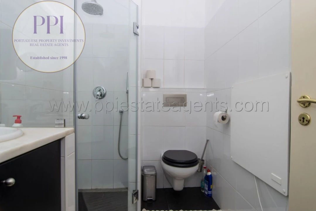 Moradia T3 para Venda em Budens Foto 37