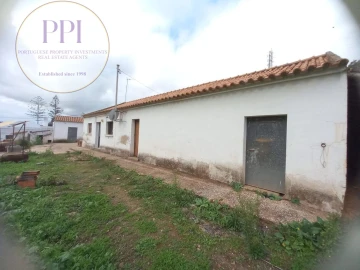 Moradia T1 para Venda em Mexilhoeira Grande