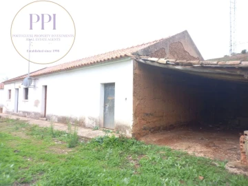 Moradia T1 para Venda em Mexilhoeira Grande