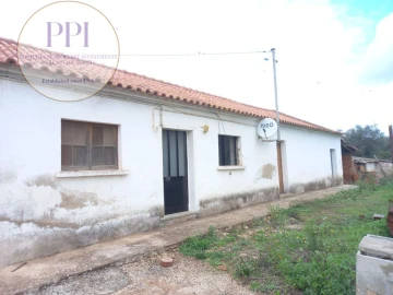 Moradia T1 para Venda em Mexilhoeira Grande