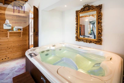 Moradia T4 para Venda em Lagos (São Sebastião e Santa Maria)