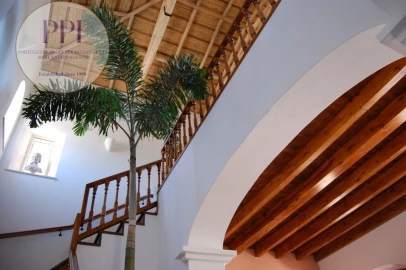 Moradia T4 para Venda em Lagos (São Sebastião e Santa Maria)