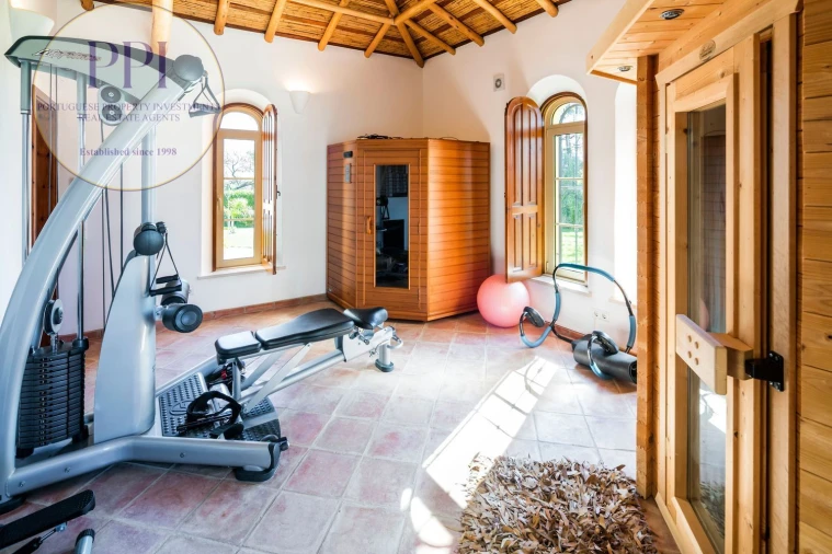 Moradia T4 para Venda em Lagos (São Sebastião e Santa Maria) Foto 22