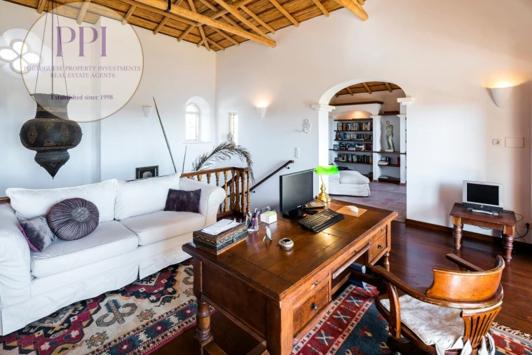 Moradia T4 para Venda em Lagos (São Sebastião e Santa Maria) Foto 11