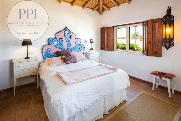 Moradia T4 para Venda em Lagos (São Sebastião e Santa Maria) Foto 26