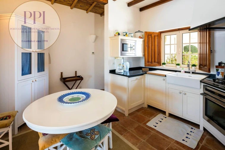 Moradia T4 para Venda em Lagos (São Sebastião e Santa Maria) Foto 27