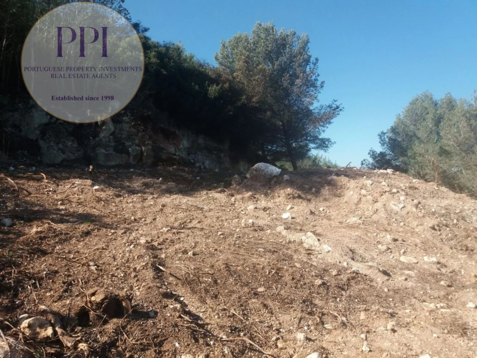Terreno para Venda em Budens Foto 16