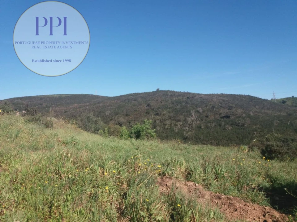 Quinta T0 para Venda em Bensafrim e Barão de São João Foto 25