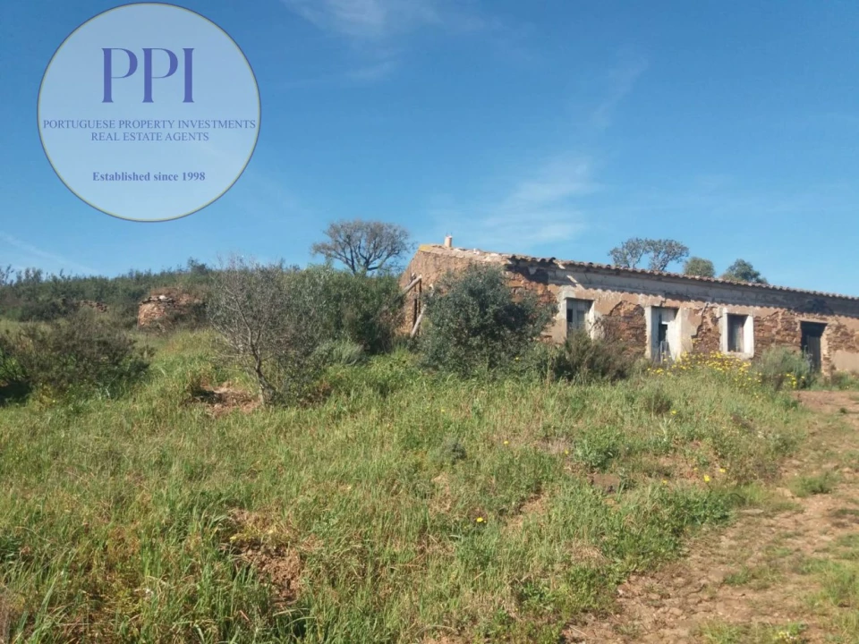 Quinta T0 para Venda em Bensafrim e Barão de São João Foto 23