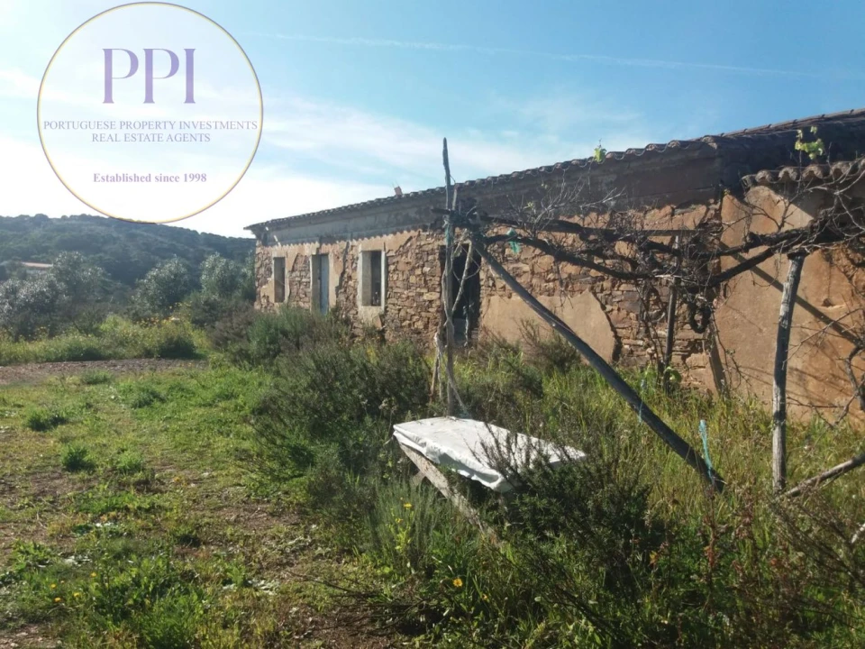 Quinta T0 para Venda em Bensafrim e Barão de São João Foto 16