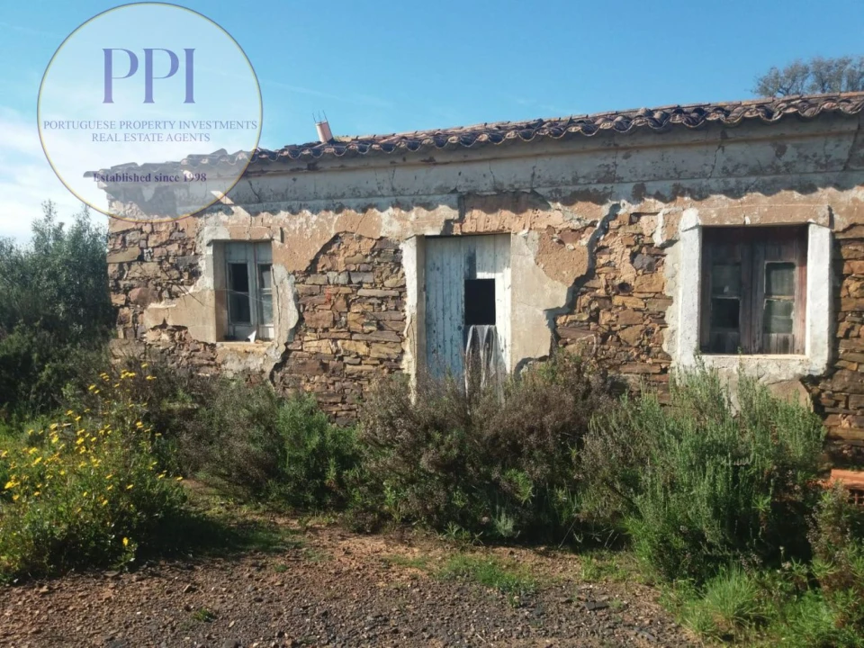 Quinta T0 para Venda em Bensafrim e Barão de São João Foto 18