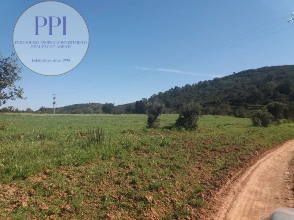 Quinta T0 para Venda em Bensafrim e Barão de São João Foto 29