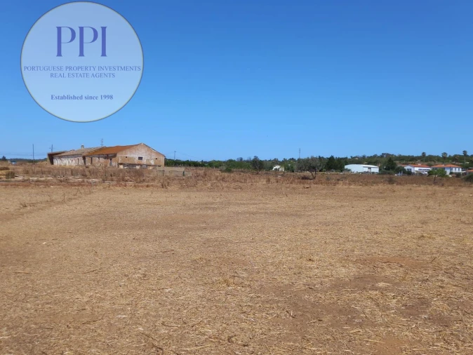 Quinta T1 para Venda em Luz Foto 37