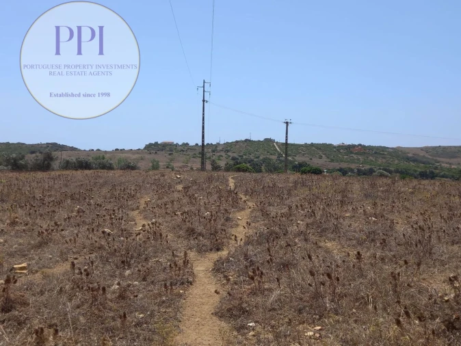 Quinta T1 para Venda em Luz Foto 13