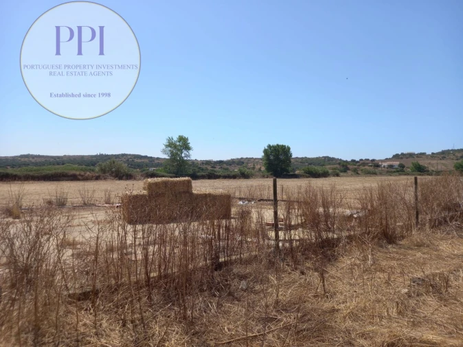 Quinta T1 para Venda em Luz Foto 42