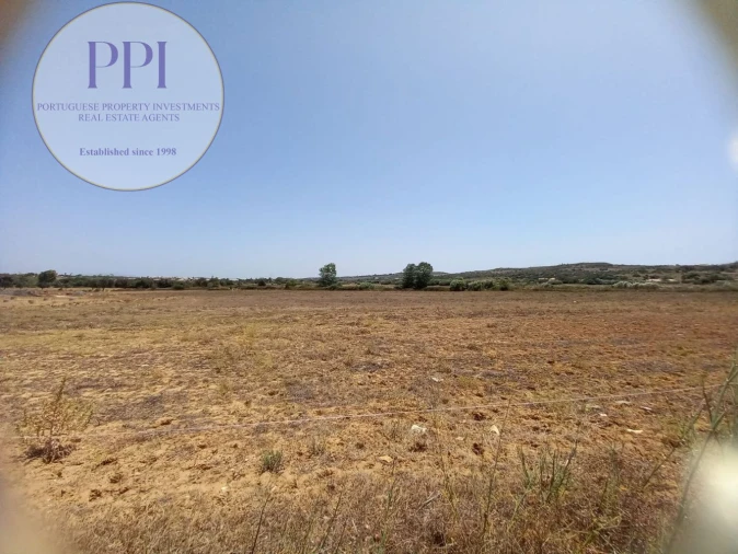 Quinta T1 para Venda em Luz Foto 31