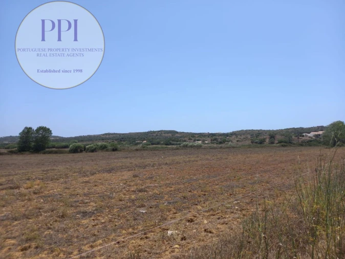 Quinta T1 para Venda em Luz Foto 12