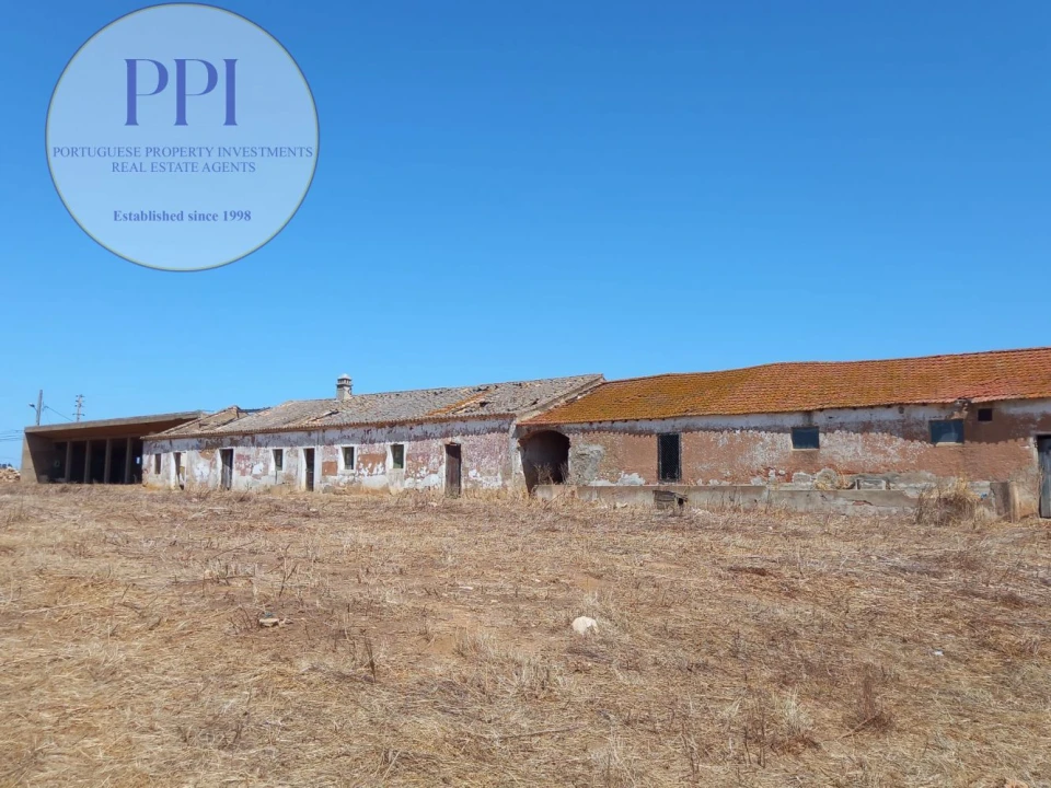 Quinta T1 para Venda em Luz Foto 39