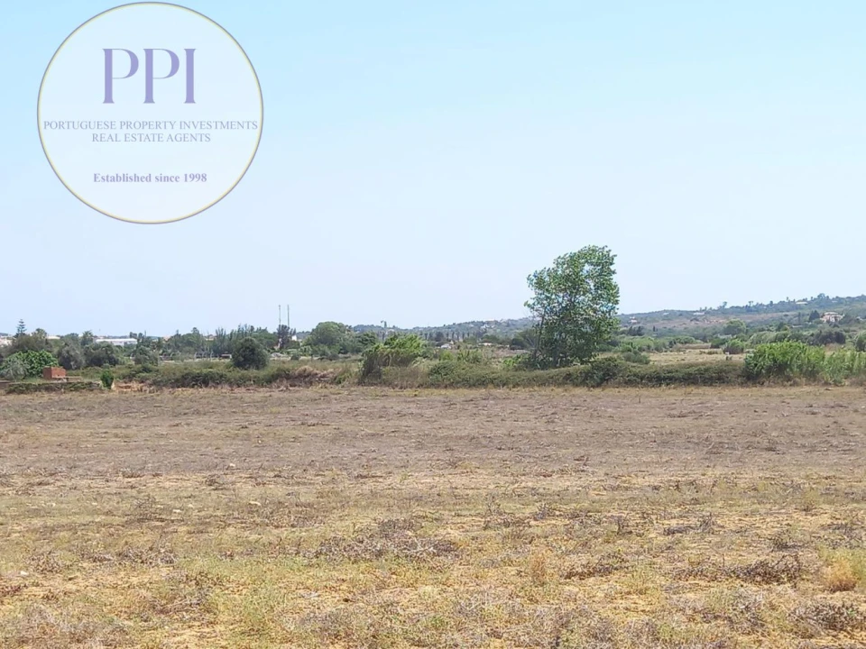 Quinta T1 para Venda em Luz Foto 7