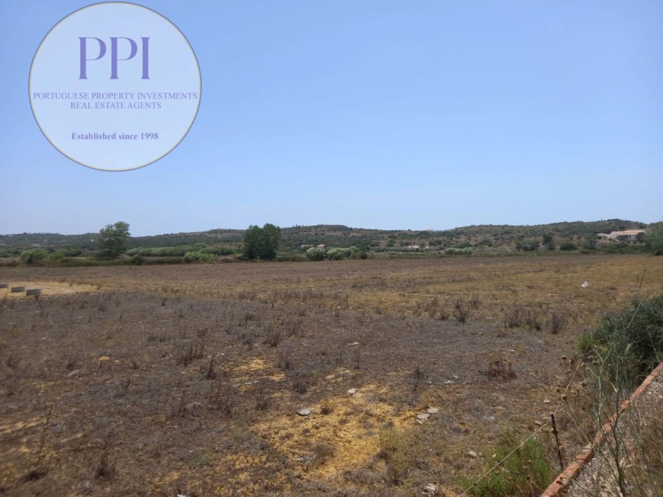 Quinta T1 para Venda em Luz Foto 14