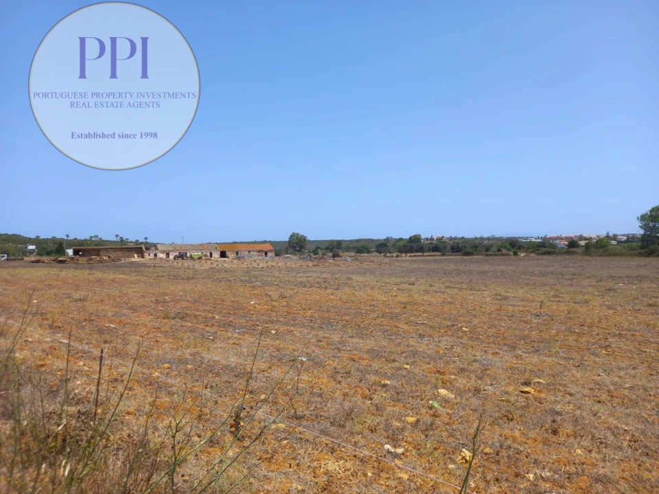 Quinta T1 para Venda em Luz Foto 29