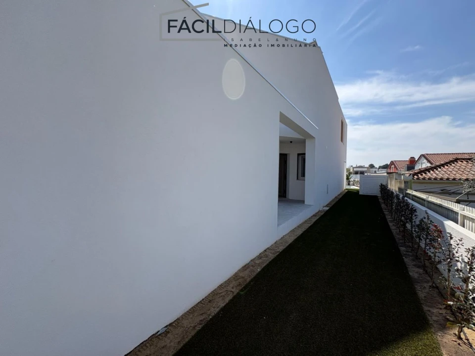 Moradia T4 para Venda em Azeitão (São Lourenço e São Simão) Foto 38