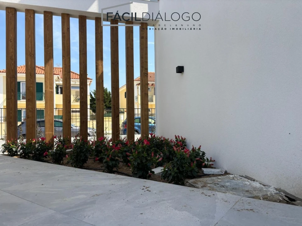 Moradia T4 para Venda em Azeitão (São Lourenço e São Simão) Foto 31