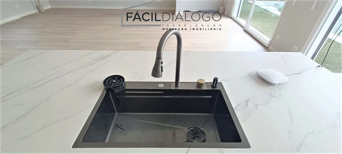 Moradia T4 para Venda em Azeitão (São Lourenço e São Simão) Foto 25