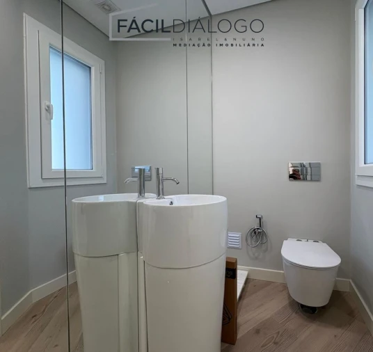 Moradia T4 para Venda em Azeitão (São Lourenço e São Simão) Foto 12