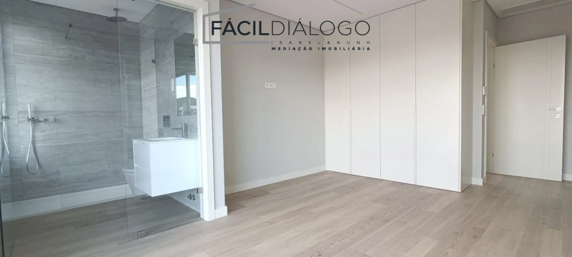 Moradia T4 para Venda em Azeitão (São Lourenço e São Simão) Foto 43