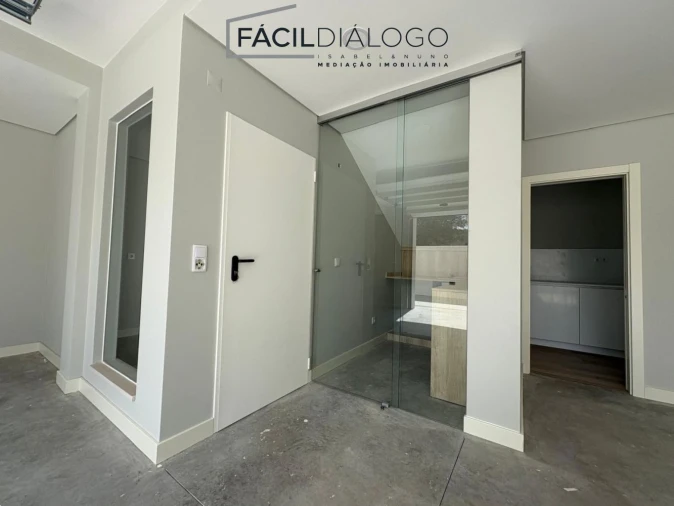 Moradia T4 para Venda em Azeitão (São Lourenço e São Simão) Foto 27