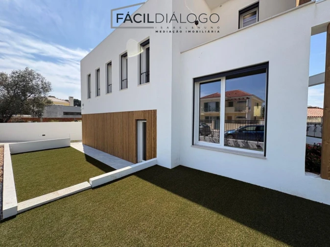 Moradia T4 para Venda em Azeitão (São Lourenço e São Simão) Foto 21