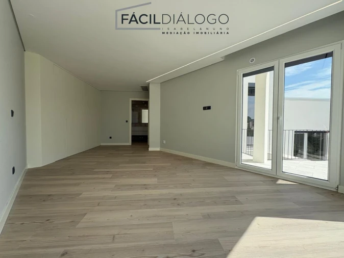 Moradia T4 para Venda em Azeitão (São Lourenço e São Simão) Foto 46