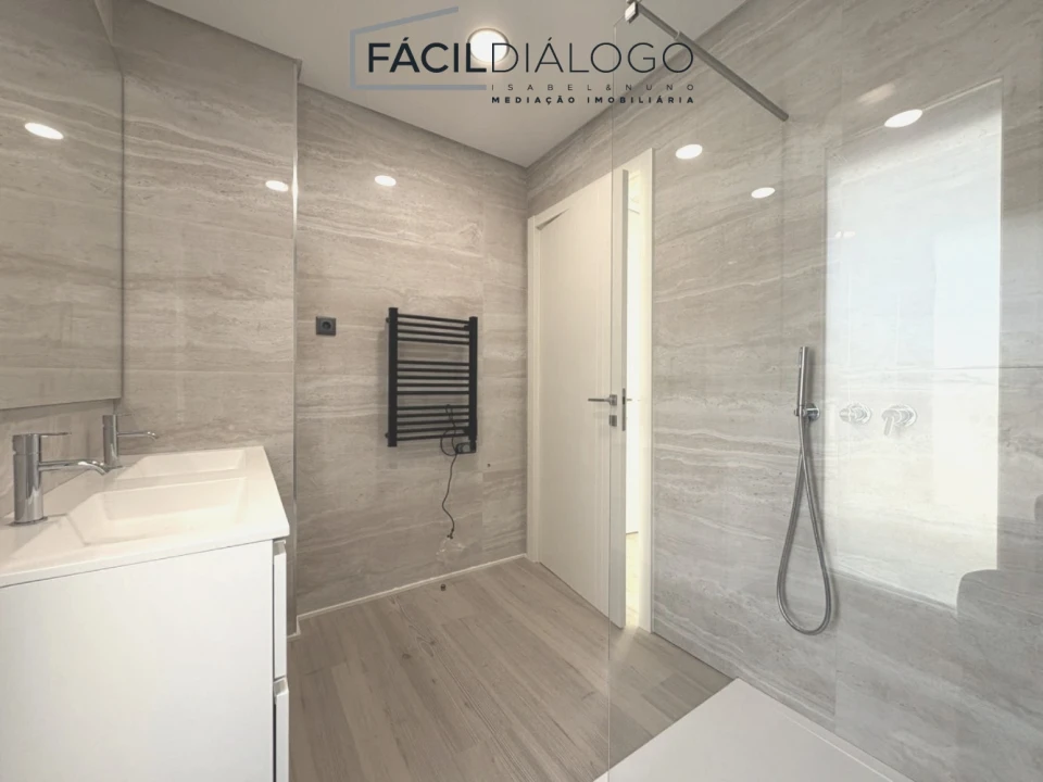 Moradia T4 para Venda em Azeitão (São Lourenço e São Simão) Foto 50