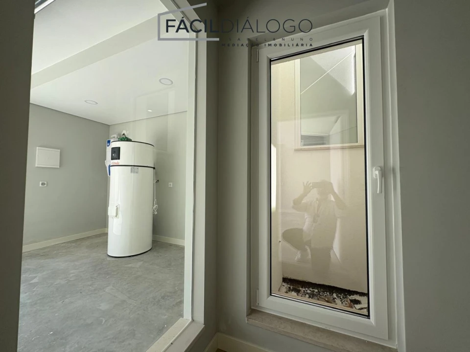 Moradia T4 para Venda em Azeitão (São Lourenço e São Simão) Foto 30