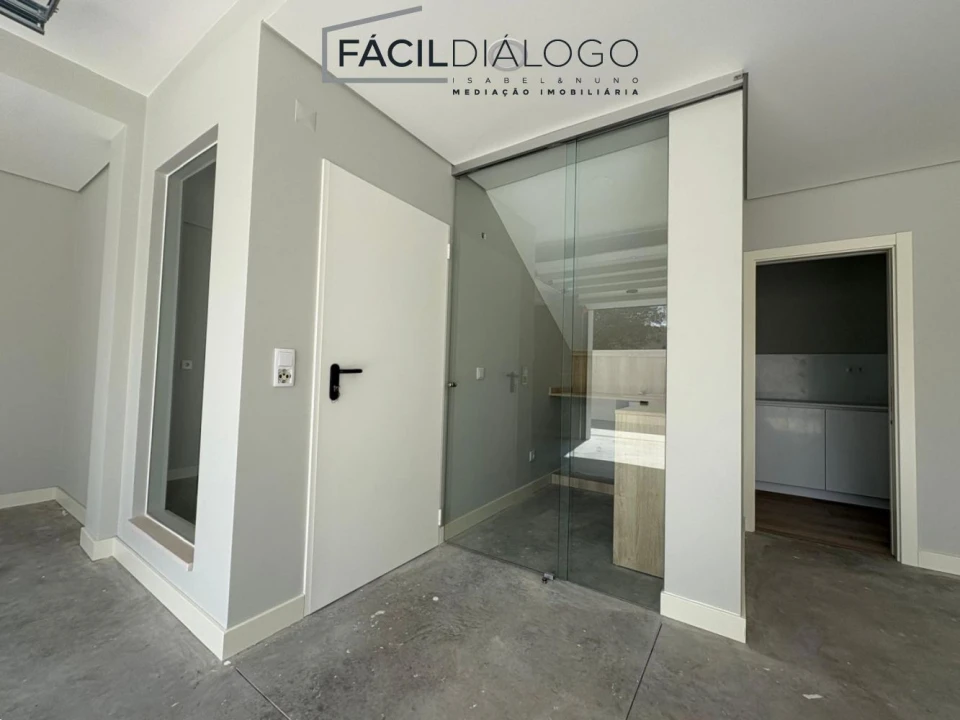 Moradia T4 para Venda em Azeitão (São Lourenço e São Simão) Foto 27