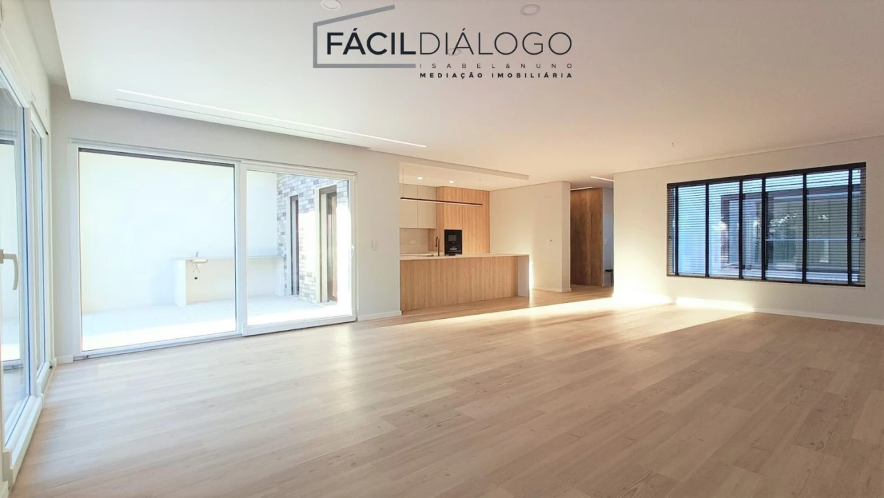 Moradia T4 para Venda em Azeitão (São Lourenço e São Simão) Foto 12