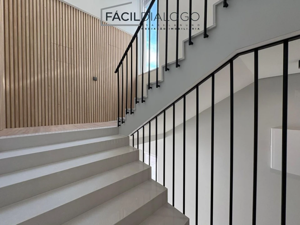 Moradia T4 para Venda em Azeitão (São Lourenço e São Simão) Foto 52