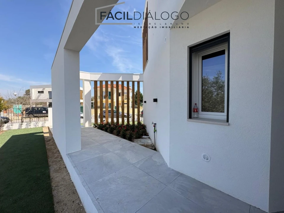 Moradia T4 para Venda em Azeitão (São Lourenço e São Simão) Foto 39