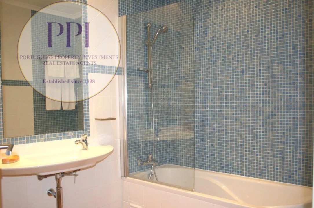 Moradia T1 para Venda em Luz Foto 6