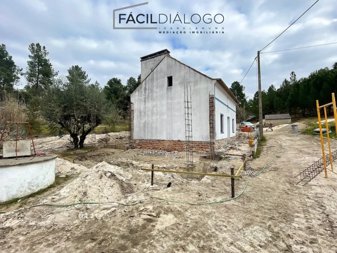 Quinta T4 para Venda em Montargil Foto 31