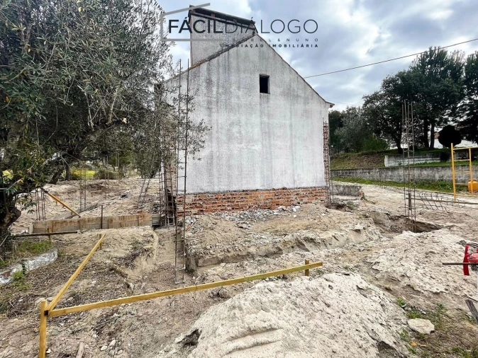 Quinta T4 para Venda em Montargil Foto 30