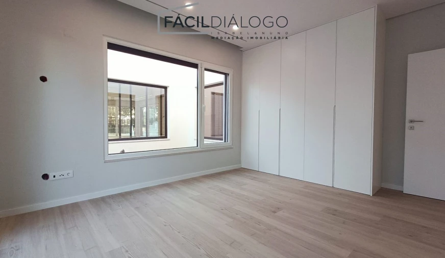 Moradia T4 para Venda em Azeitão (São Lourenço e São Simão) Foto 35