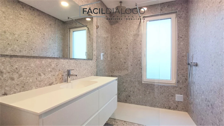 Moradia T4 para Venda em Azeitão (São Lourenço e São Simão) Foto 29